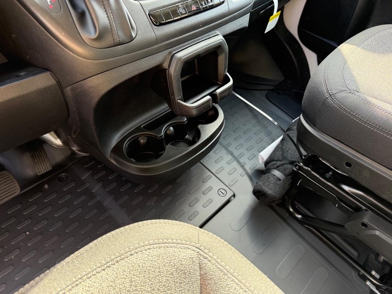 Ram ProMaster Cargo Van Vehicle Image 13