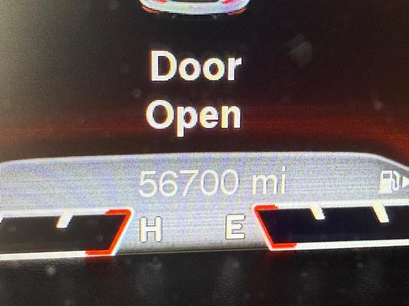 Jeep Cherokee Vehicle Image 25