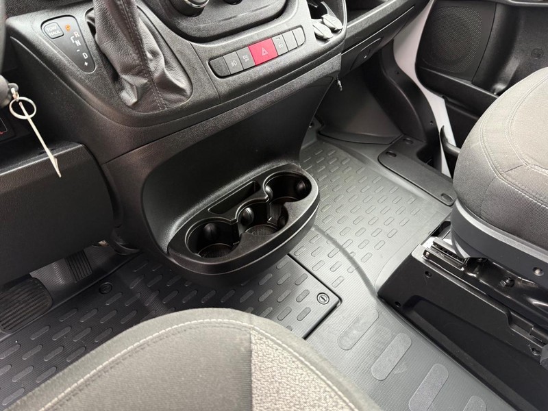 Ram ProMaster Cargo Van Vehicle Image 19