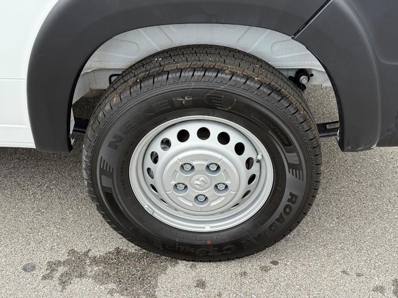 Ram ProMaster Cargo Van Vehicle Image 06