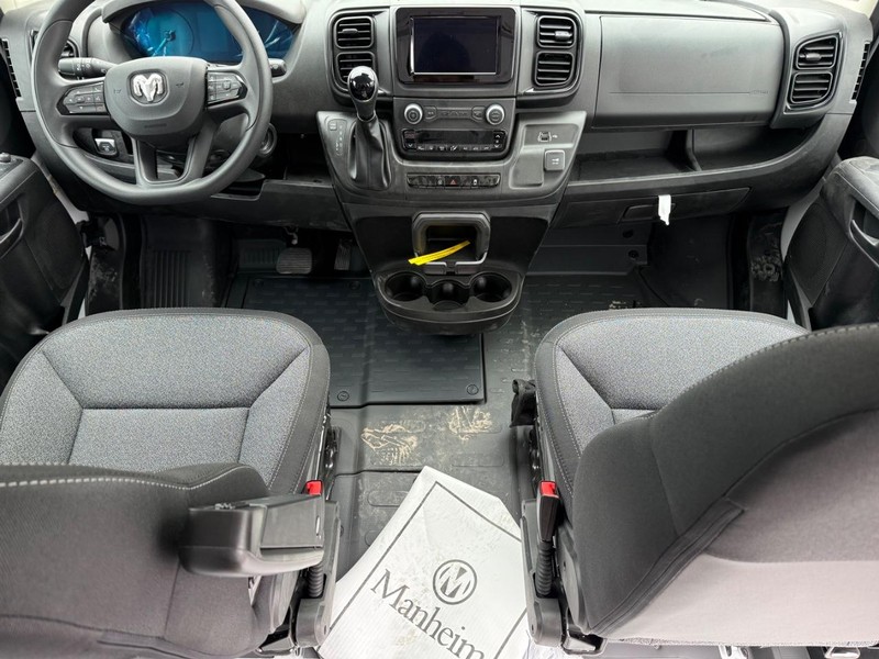 Ram ProMaster Cargo Van Vehicle Image 12