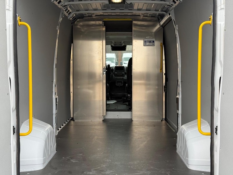 Ram ProMaster Cargo Van Vehicle Image 07