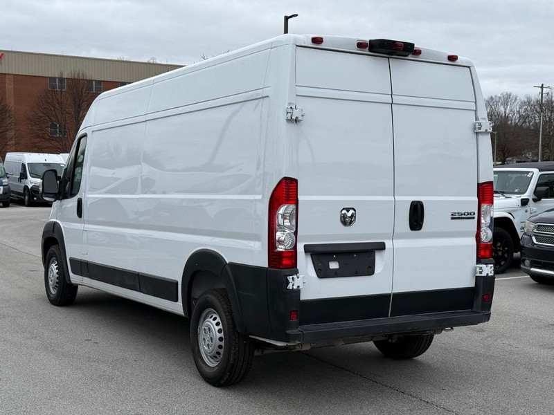 Ram ProMaster Cargo Van Vehicle Image 05