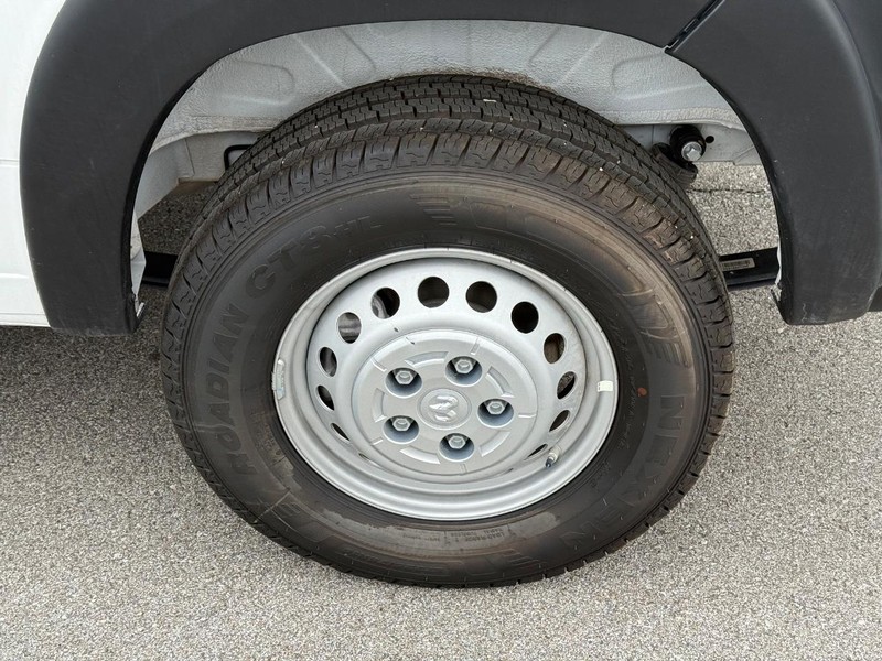 Ram ProMaster Cargo Van Vehicle Image 06