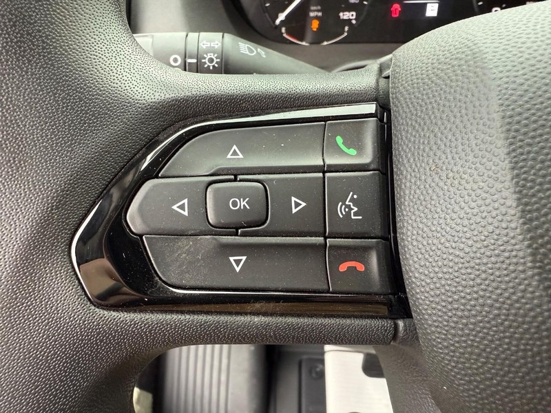 Ram ProMaster Cargo Van Vehicle Image 14