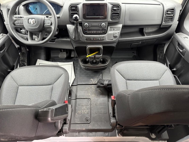 Ram ProMaster Cargo Van Vehicle Image 12