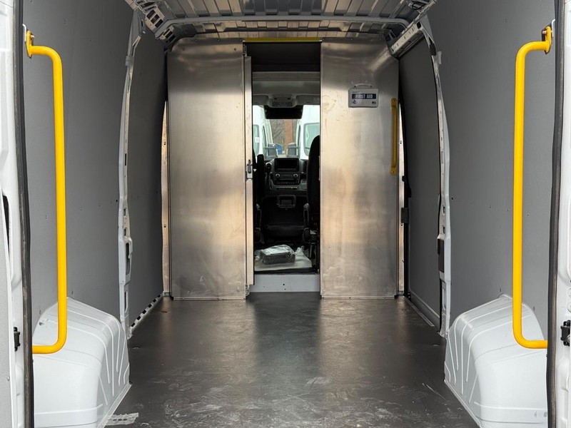 Ram ProMaster Cargo Van Vehicle Image 07