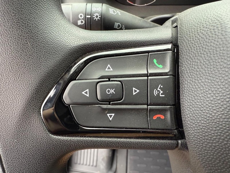 Ram ProMaster Cargo Van Vehicle Image 14