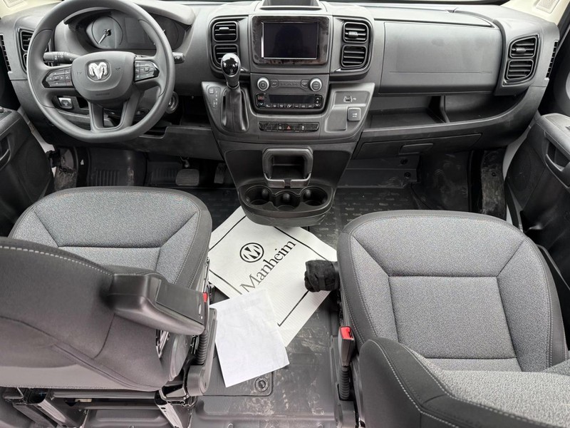 Ram ProMaster Cargo Van Vehicle Image 12