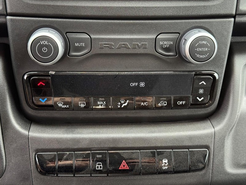 Ram ProMaster Cargo Van Vehicle Image 19