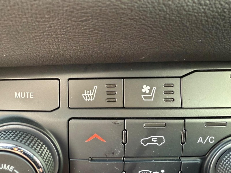 Dodge Durango Vehicle Image 12