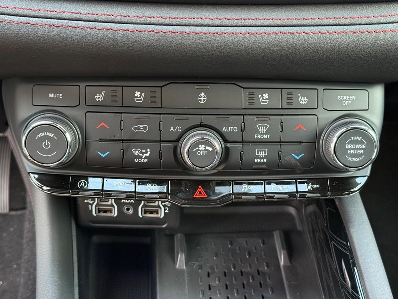 Dodge Durango Vehicle Image 15