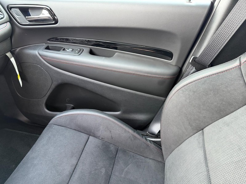 Dodge Durango Vehicle Image 17