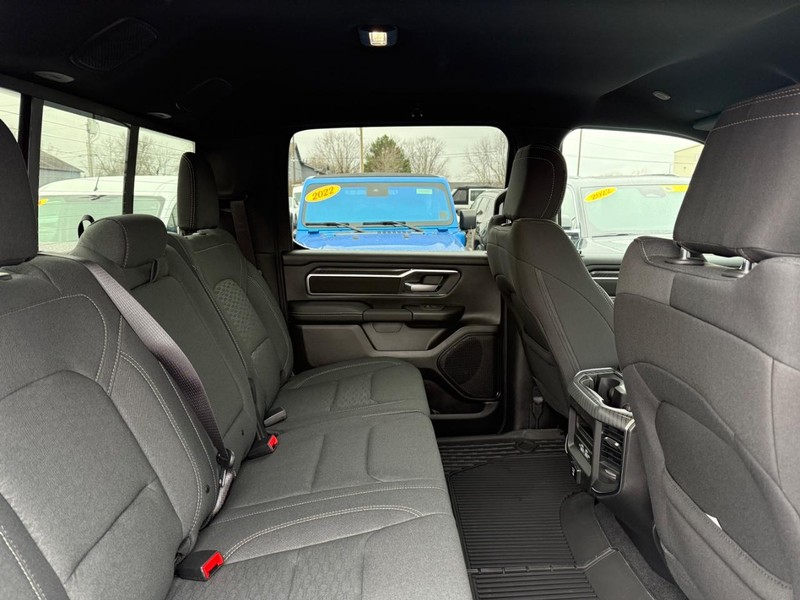 Ram 1500 Vehicle Image 04