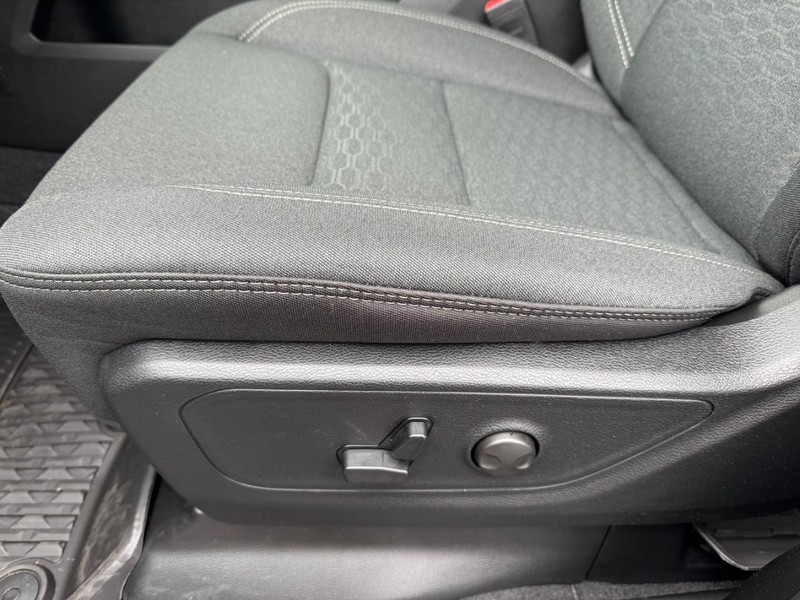 Ram 1500 Vehicle Image 17