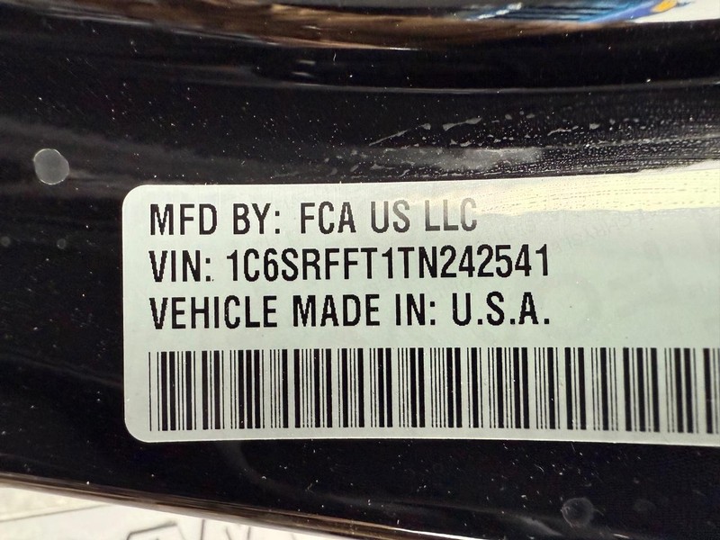 Ram 1500 Vehicle Image 18