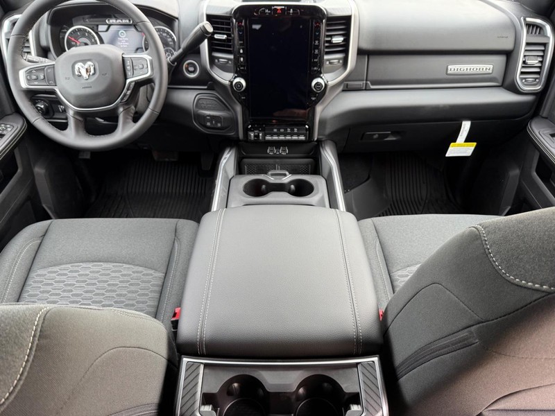 Ram 3500 Vehicle Image 05