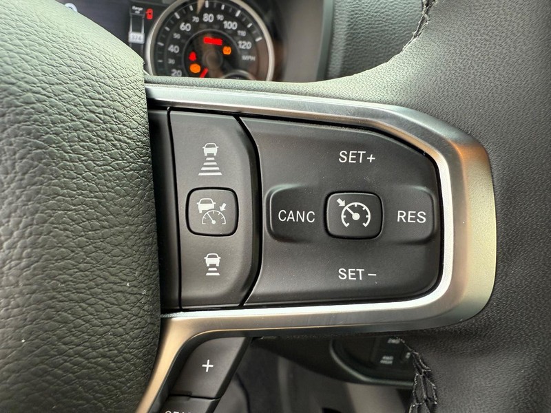 Ram 3500 Vehicle Image 08