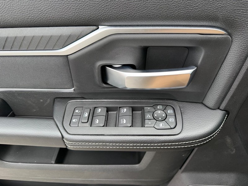 Ram 3500 Vehicle Image 16