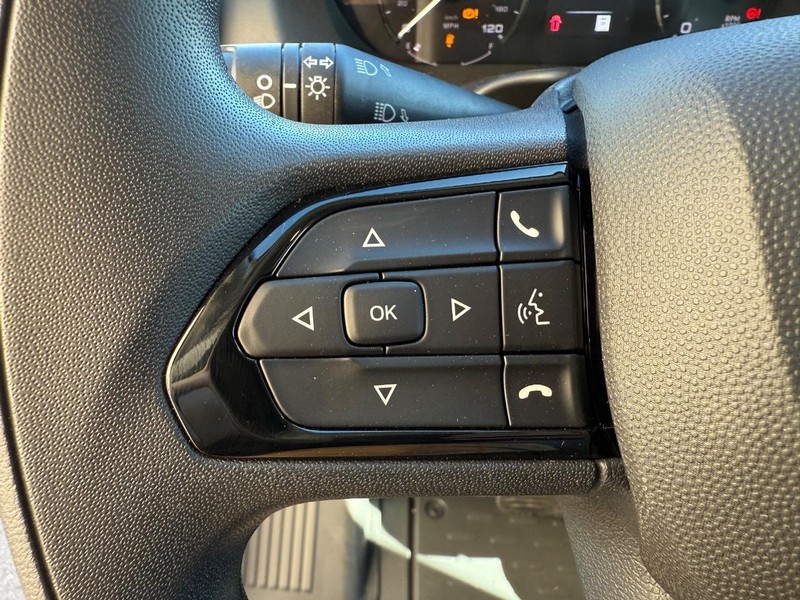 Ram ProMaster Cargo Van Vehicle Image 07