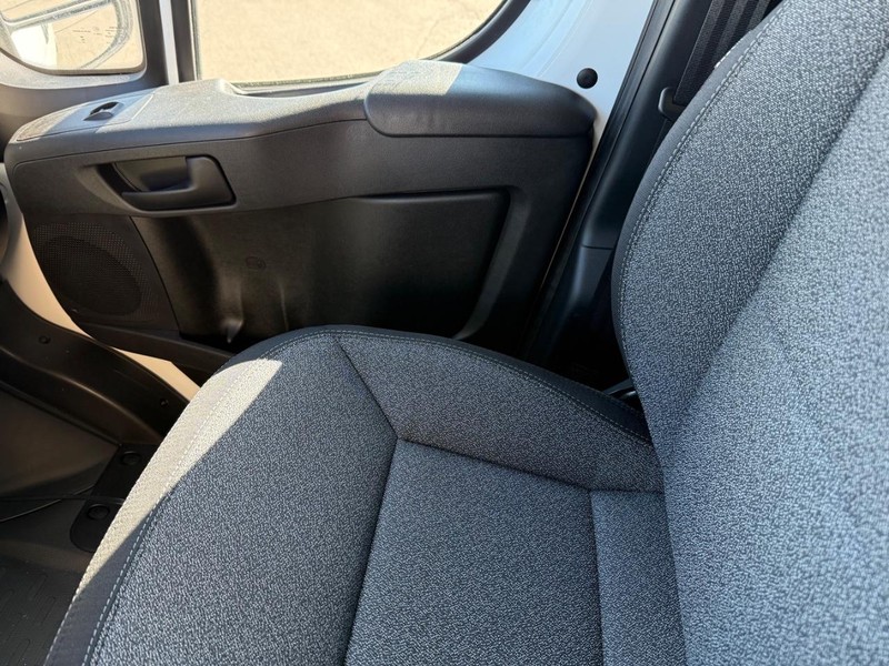 Ram ProMaster Cargo Van Vehicle Image 14