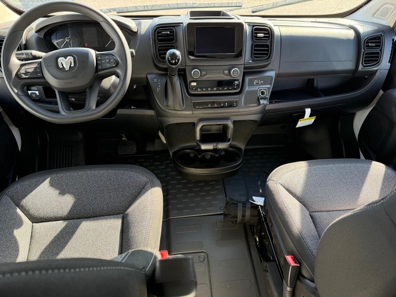 Ram ProMaster Cargo Van Vehicle Image 06