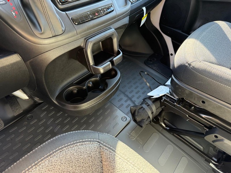 Ram ProMaster Cargo Van Vehicle Image 14