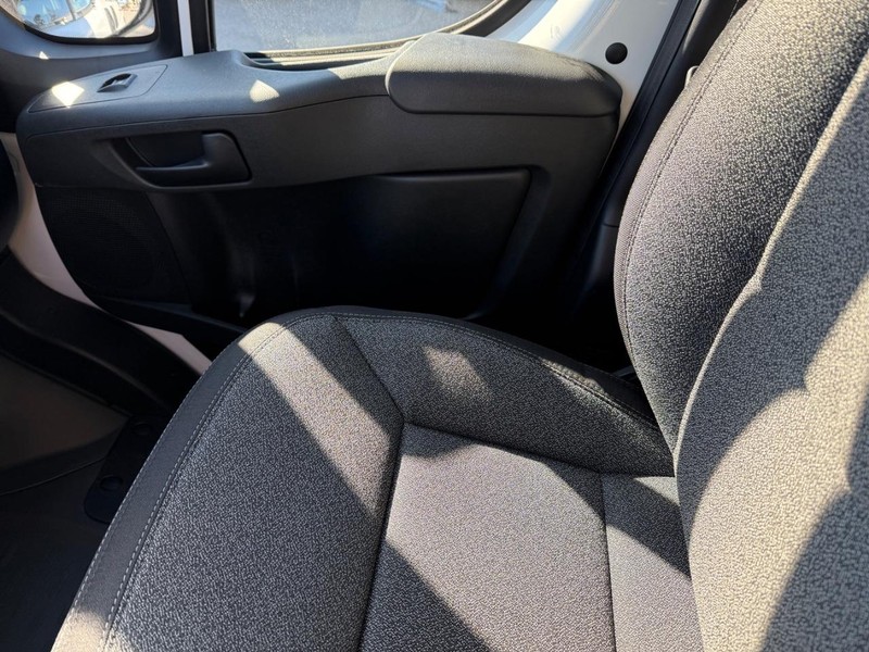 Ram ProMaster Cargo Van Vehicle Image 15