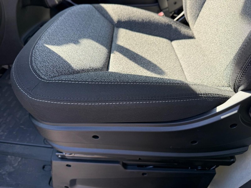 Ram ProMaster Cargo Van Vehicle Image 18