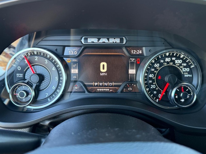 Ram 1500 Vehicle Image 22