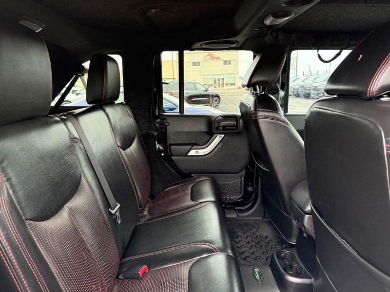 Jeep Wrangler Unlimited Vehicle Image 10