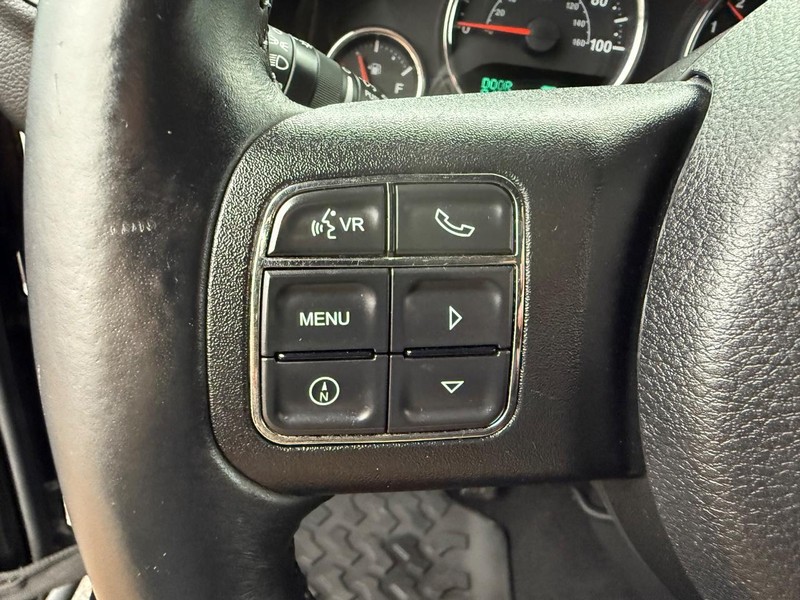 Jeep Wrangler Unlimited Vehicle Image 13