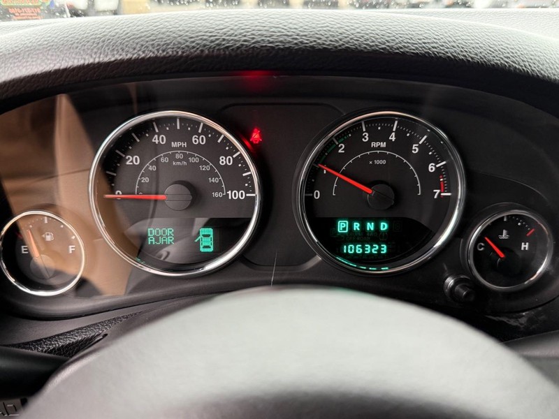 Jeep Wrangler Unlimited Vehicle Image 20