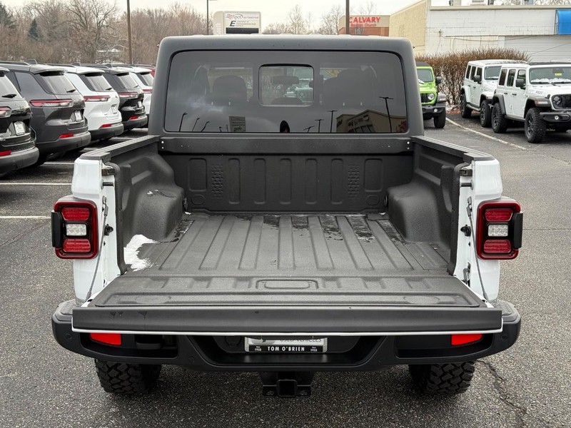 Jeep Gladiator Vehicle Image 07