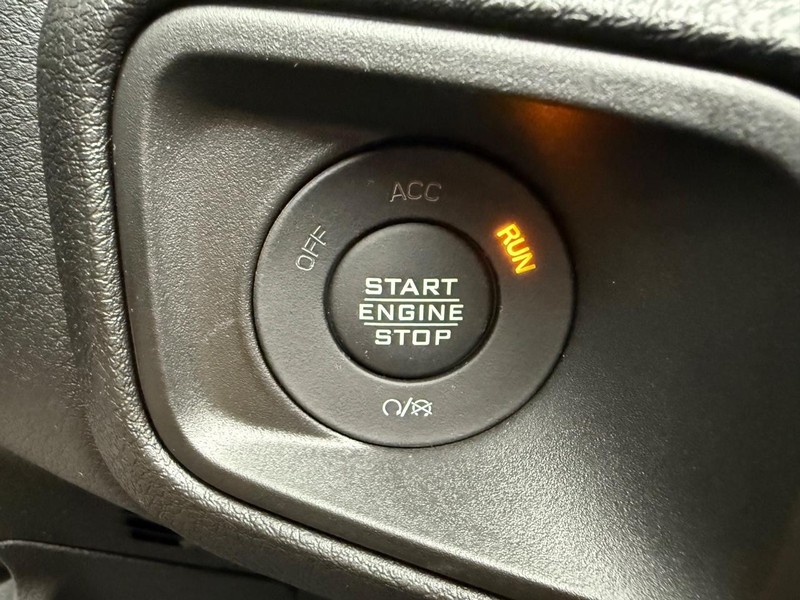 Jeep Wrangler Vehicle Image 10