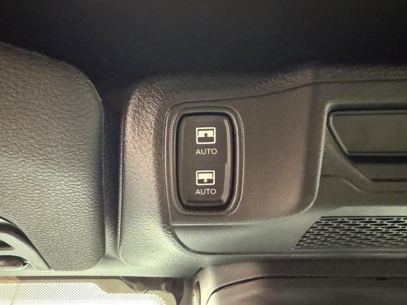 Jeep Wrangler Vehicle Image 17