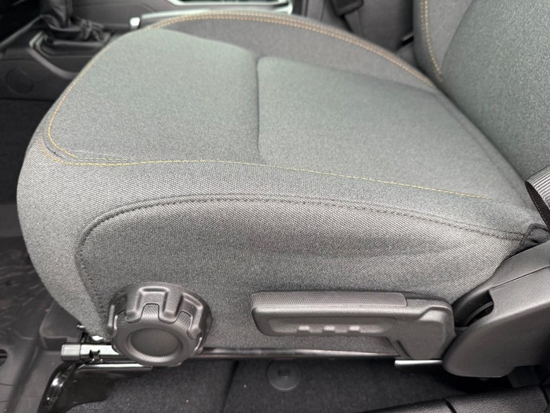 Jeep Wrangler Vehicle Image 21