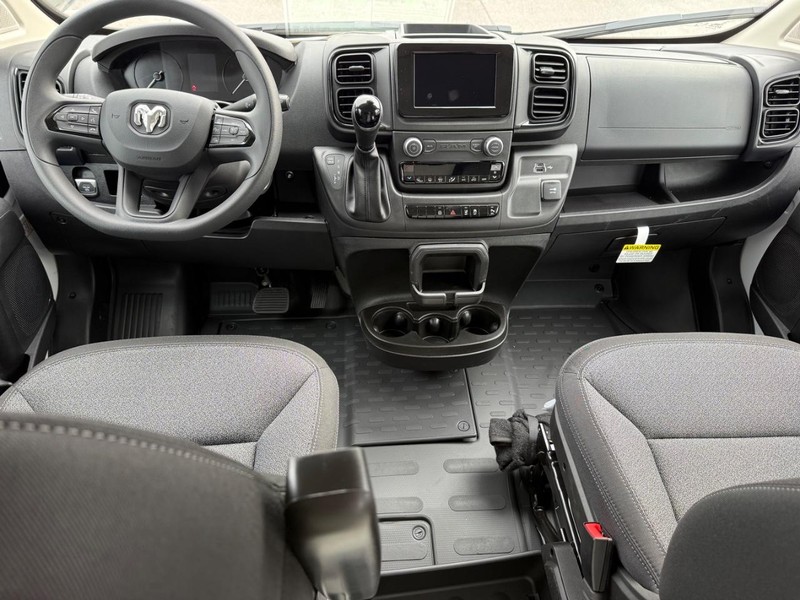 Ram ProMaster Cargo Van Vehicle Image 06