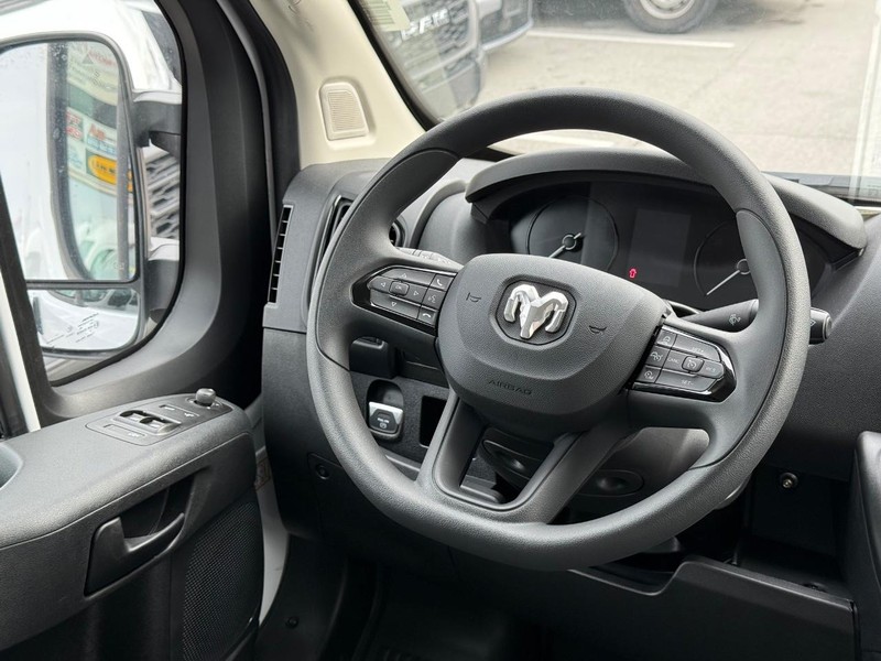 Ram ProMaster Cargo Van Vehicle Image 07