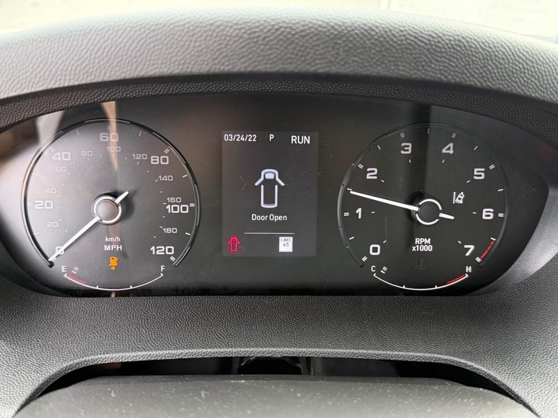 Ram ProMaster Cargo Van Vehicle Image 16