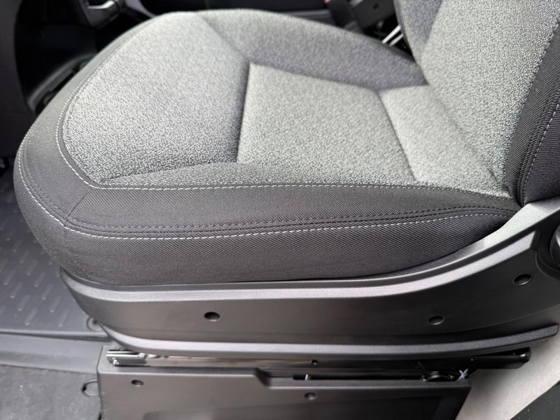 Ram ProMaster Cargo Van Vehicle Image 18