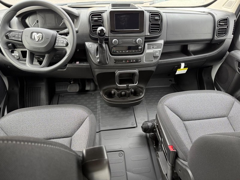 Ram ProMaster Cargo Van Vehicle Image 06