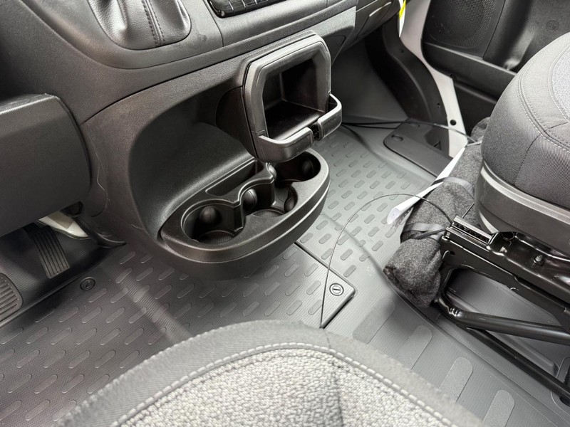 Ram ProMaster Cargo Van Vehicle Image 14