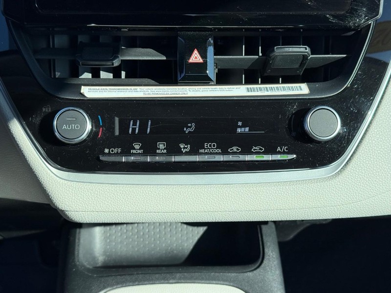 Toyota Corolla Vehicle Image 17