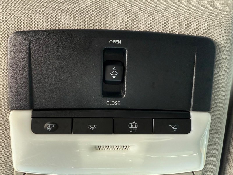 Nissan Altima Vehicle Image 23