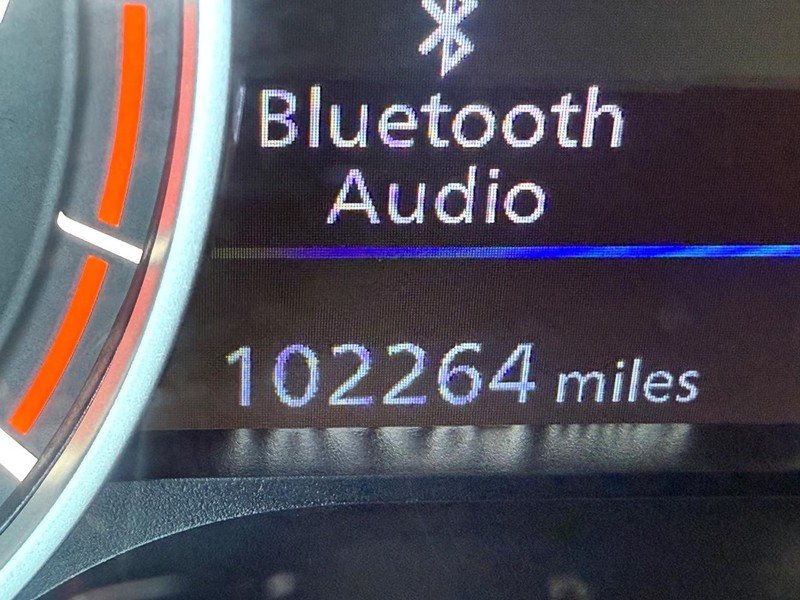 Nissan Altima Vehicle Image 25