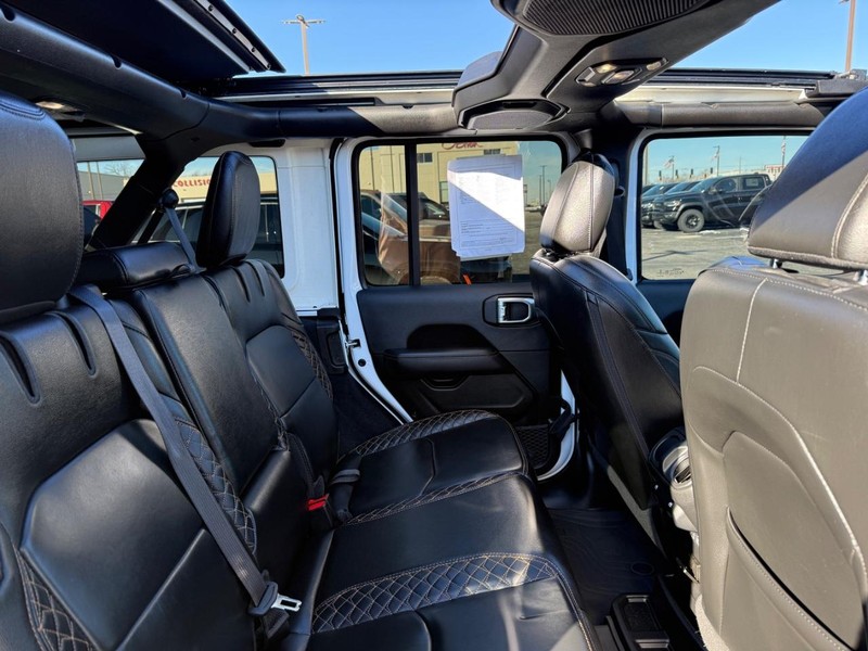 Jeep Wrangler 4xe Vehicle Image 10