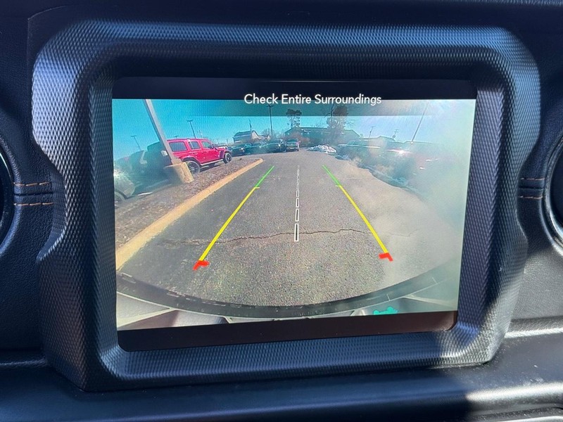 Jeep Wrangler 4xe Vehicle Image 18