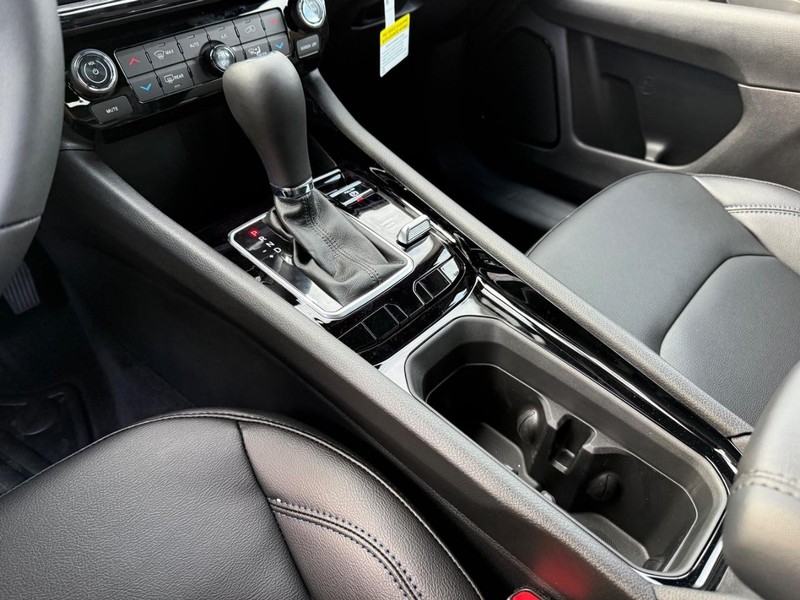 Jeep Compass Vehicle Image 13