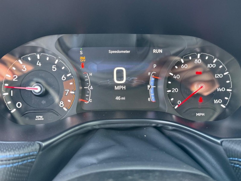 Jeep Compass Vehicle Image 15